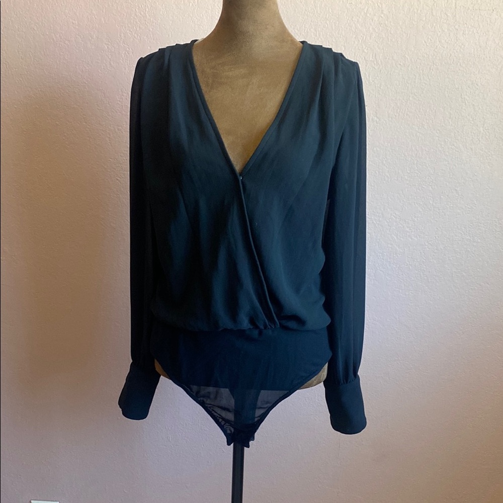 LULUS. Elegant Black Women's Top